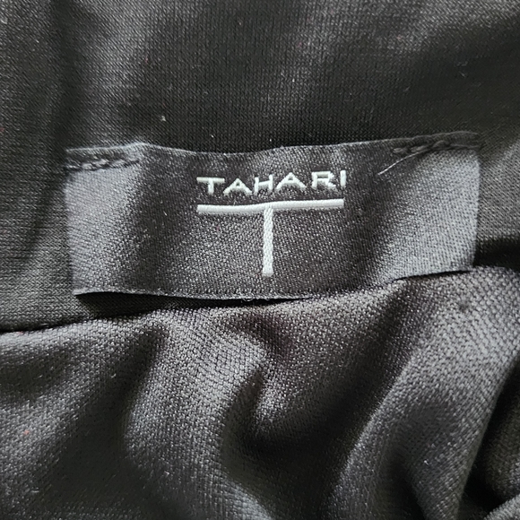 Tahari Women's Black Sleeveless Top.  Size SP - Picture 3 of 7